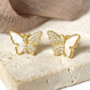 Boucles d'oreilles papillon dorées tendance pour femmes, plaquées or 18 carats, micro-pavé CZ Zircon, bijoux hypoallergéniques - Product Image 1