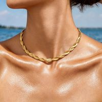 Collier en acier inoxydable plaqué PVD avec perles tressées et croix torsadée pour femme, chaîne serpent ton or 18 carats, style européen et américain