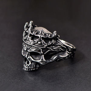 AMZ ลดกระหน่ำแหวนมงกุฎหัวกะโหลกไทเทเนียมพังค์เครื่องประดับทรงเรขาคณิตใหม่ขายส่งแหวนสแตนเลส - Product Image 1