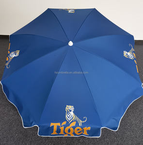 Sombrilla de Playa Promocional Plegable, Impermeable y Ligera con Impresión Serigrafiada PEPSI para Uso en Muebles de Exterior - Product Image 2