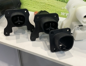 Connecteurs de recharge AC NACS pour véhicules électriques 125A 200A 250A 300A Prise d'entrée et fiche pour véhicules État neuf Courant 32A - Product Image 5
