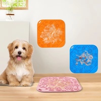 Tapis de léchage en silicone pour chiens et chats, tapis labyrinthe à alimentation lente avec forte ventouse, plaque antidérapante pour soulager l'anxiété des animaux