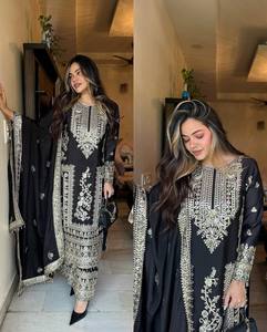 Exclusivo Salwar Kameez Indio Pakistaní Listo para Usar, Lavable a Máquina, Diseño Étnico Moderno, Bordado para Mujer, Ropa de Fiesta - Product Image 3