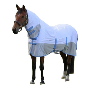 Tapis de cheval légers et durables pour une protection estivale fraîche, sèche et confortable toute la journée - Product Image 1