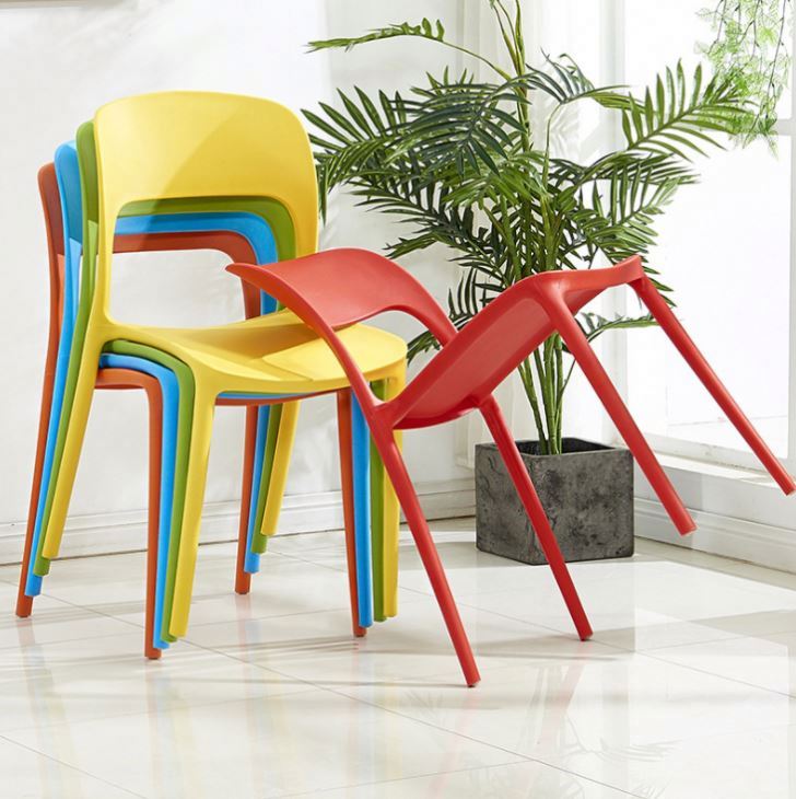 Оптовая продажа, современный дизайн, дешевая модель, изготовлено из ПВХ, металлические стулья с высокой спинкой для столовой