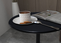 Table basse de luxe compacte de designer danois, style nordique moderne, table d'appoint en fer avec coins mobiles, table d'appoint et de bout de canapé convertible