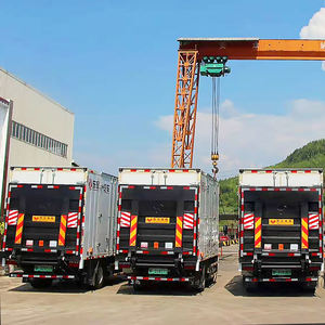 Plateforme élévatrice arrière télécommandée pour camions et fourgons de 0,5 à 2 tonnes, pour le chargement et le déchargement de marchandises - Product Image 5