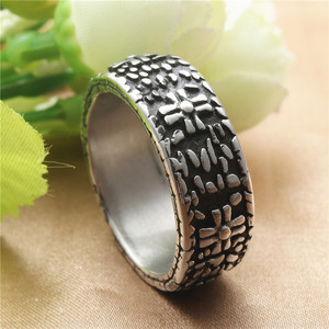 Men's Retro Silver Cross Pattern Stainless Steel <b>Ring</b> Everyday Wear Jewelry - Product Image 1