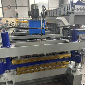 Toiture Métal Béton Trapèze 1064 840 Tôle Ondulée Rouleau De Profilage En <span class=keywords><strong>Acier</strong></span> Coloré Formant La Machine De <span class=keywords><strong>Découpe</strong></span> Fabriqué en Chine - Product Image 4