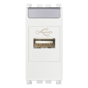 White <b>USB</b> Socket 5.1x4.3x5.3 Cm Wall Mount <b>Plug</b> For Charging Devices - Product Image 1