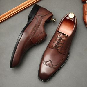 Chaussures en cuir de luxe personnalisées pour hommes, style britannique, à bout pointu, avec bride, pour affaires et décontractées - Product Image 5