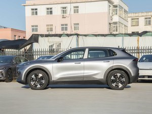 Deepal S05 2026 520MAX Edición Eléctrica Pura 1299 Ideal para Viajeros Urbanos, Usuarios Familiares y Compradores de Autos Eléctricos - Product Image 4