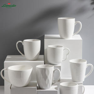 Tazas de Café de Porcelana Blanca con Logotipo Personalizado al por Mayor, Diseño Moderno con Relieve Esculpido, Ecológicas y Duraderas |   En stock - Product Image 3