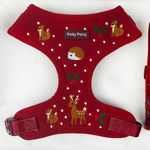 Conjunto de Collar y Correa para Perro de Lana con Bordado de Oso Adorable, Arnés Suave de Alta Calidad para Perro con Dispensador de Bolsas para Excrementos y Lazo - Product Image 4