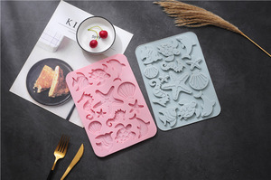 Moldes de Silicona Antiadherentes con Temática de Animales Marinos, Reutilizables, de Grado Alimenticio, Lindos Moldes Magnéticos de Silicona para Chocolate, Dulces y Hielo - Product Image 5