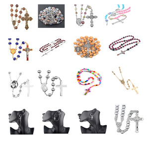 <span class=keywords><strong>Rosario</strong></span> Cattolico con Perle di Vetro Bianche e Nere da 8mm, Multicolore, con Immagine della Vergine Maria e Sacchetto - Product Image 2