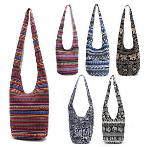 Borse a Tracolla Hippie da Donna con Frange Grandi Borse Etniche Tote da Viaggio - Product Image 2