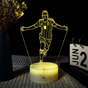 Lámpara de Noche 3D Serie Estrella de Fútbol - Ronaldo, Lámpara de Mesa LED con Control Remoto Táctil para Dormitorio - Product Image 3