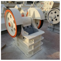 Petit broyeur portatif de pierre de mâchoire de roche de calcaire, mini broyeur de mâchoire de pierre dure de quartz de basalte de granit électrique ou diesel