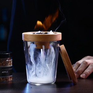 Kit Classico in Legno per Affumicatura e Infusione di Bevande, per Whisky e Cocktail Torcia Portatile con Coperchio Superiore per Trucioli di Legno Set di Utensili da Bar per Casa - Product Image 1