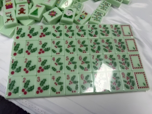 Ensemble de Mahjong Américain de Luxe en Acrylique Écologique, Thème Noël (Père Noël, Bonhomme de Neige), Photos Réelles, Prise Universelle US, 36 - Product Image 2