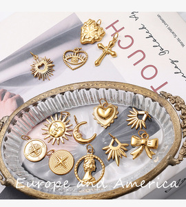 สิ่งของโบราณสีทองที่สืบทอด |   จี้สแตนเลสสตีลชุบทอง 18K PVD ลายสัญลักษณ์ทางโหราศาสตร์สไตล์วินเทจ สำหรับทำเครื่องประดับ DIY - Product Image 6