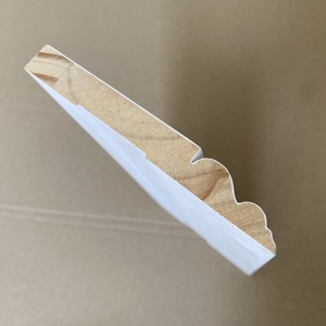 Molduras de Madera para Techo de Apartamentos y Hoteles, Molduras de Zócalo Blancas Imprimadas al por Mayor - Product Image 4