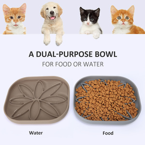 Tazón de silicona para perros con logotipo personalizado ecológico al por mayor, alimentador portátil duradero no tóxico para perros, base de succión con alfombrilla para lamer con diseño floral - Product Image 5