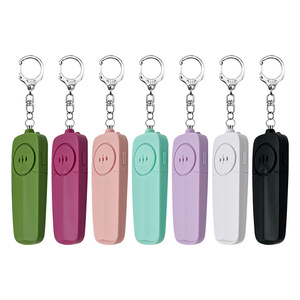 พวงกุญแจสัญญาณเตือนภัยส่วนบุคคล 130 เดซิเบลสีดำแบบพกพาสำหรับเด็กผู้หญิงอุปกรณ์ป้องกันหมาป่าเพื่อความปลอดภัย - Product Image 2