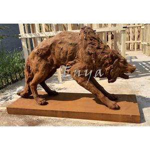 Grande prato rustico realistico ululante statua del lupo all'aperto decorazione da giardino in ghisa animali realistici artigianato in metallo - Product Image 2