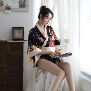 2026 Ensemble de lingerie kimono sexy pour femmes et adolescentes, style japonais, avec Obi et culotte - Product Image 1
