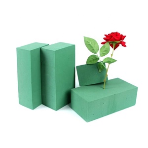 Matières premières en gros pour la floriculture estivale : Mousse florale humide ou sèche, boue florale et mousse Oasis pour arrangements floraux - Product Image 1