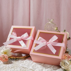 Caja de regalo cuadrada para flores, muy vendida, personalizable según las necesidades. - Product Image 1