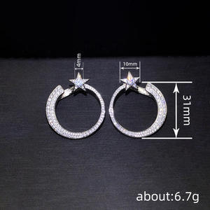 Pendientes de Aro de Oro Blanco E3723 con Diseño de Estrella y Diamantes, Engaste en Canal, Joyería Fina de Lujo para Mujer - Product Image 6