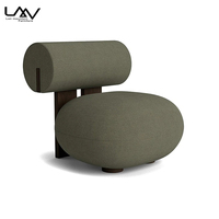 Fauteuil de salon design nordique moderne, fauteuil individuel en tissu avec cadre en bois, fauteuil d'appoint
