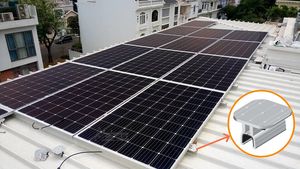 Pince <span class=keywords><strong>de</strong></span> <span class=keywords><strong>fixation</strong></span> solaire pour toiture à joint debout en aluminium pour système <span class=keywords><strong>de</strong></span> montage <span class=keywords><strong>de</strong></span> toiture métallique <span class=keywords><strong>Support</strong></span> solaire personnalisé |   AISINEE - Product Image 4