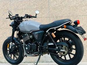 Yingang Latte RTD250 Twin - Moto de rue rétro à deux cylindres de 250 cm3 avec ABS - Product Image 3