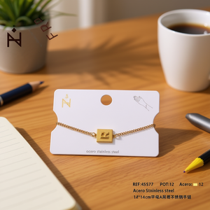 Bracciale in Acciaio Inossidabile con Charm a Forma di Lettera R 12x14cm, Gioiello per Donne - Product Image 3