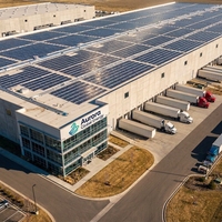Panneau solaire monocristallin 700W à haut rendement et faible dégradation pour les marchés mondiaux