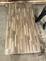 Best-seller Chêne Frêne Orme Bouleau Bois durs mixtes Dessus de table Parquet articulé Doigt Comptoirs en bois massif Comptoirs de bar en bois