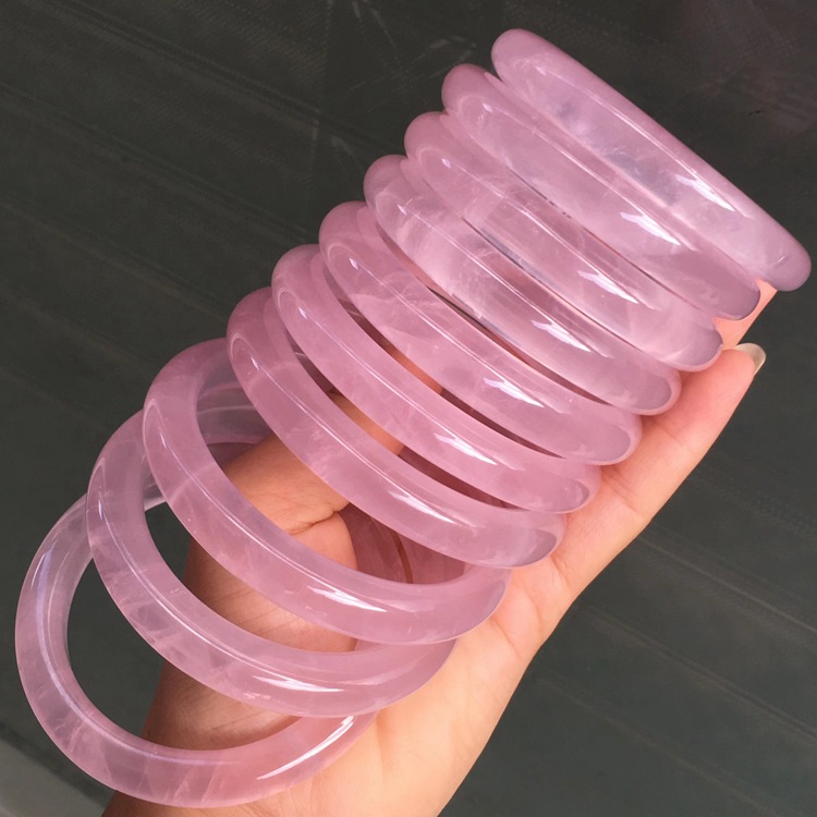 rose quartz bangle