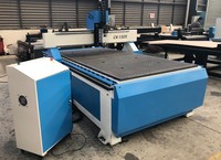 Machine de gravure CNC industrielle SUDA 1325 pour le travail du bois, la fabrication d'armoires, le travail du PVC et de l'acrylique, avec commande DSP et roulement simple