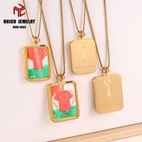Collier de football pour hommes en acier inoxydable Côte d'Ivoire 2026 – Pendentif de football pour hommes en acier inoxydable