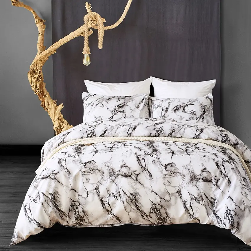 Marka baskılı beyaz yastık kılıfı polyester yatak seti kraliçe boyutu mermer desen yorgan nevresim