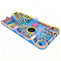 Parcours d'obstacles gonflable commercial avec toboggan, grande ville gonflable en PVC, jeu de défi pour enfants, idéal pour la location d'événements et de fêtes