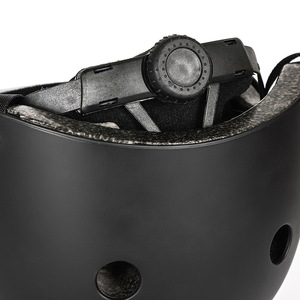 Casques de <span class=keywords><strong>s</strong></span>écurité ultra-légers ODM OEM pour skateboard et sports extrêmes, adapté<span class=keywords><strong>s</strong></span> aux adultes - Product Image 3