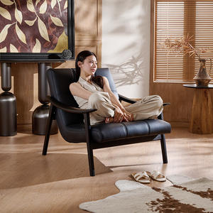 Sillón Individual Minimalista Italiano de Cuero Genuino con Estructura de Madera de Fresno, Diseño Reclinable para Sala de Estar - Product Image 3