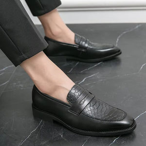 Zapatos de Vestir de Cuero para Hombre, Estilo Británico, Punta Puntiaguda, Transpirables, Sin Cordones, Hechos a Mano, de Alta Gama, Ligeros para Otoño - Product Image 5