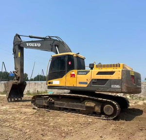 รถขุดตีนตะขาบ Volvo EC250DL มือสอง ขนาด 25 ตัน รุ่น Original Painting รถขุด Volvo EC250DL 250D มือสอง สำหรับงานขุดเหมือง - Product Image 1