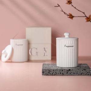 Hot Selling Aroma therapie Nordic Bougie Holz Wick Porzellan Glas Aroma therapie Kerze Geschenkset - Product Image 4